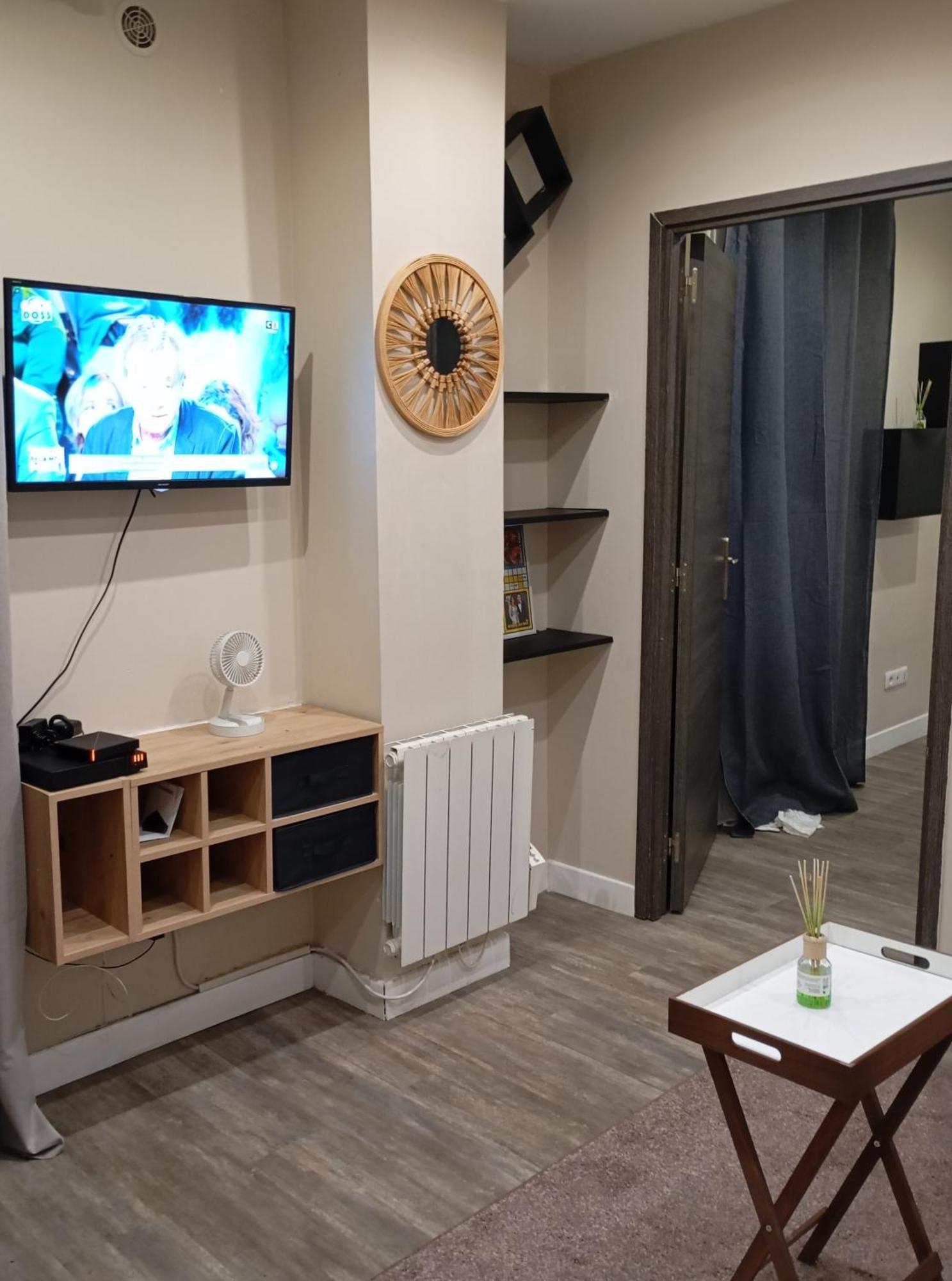 Apartment 2 Pieces A Louer